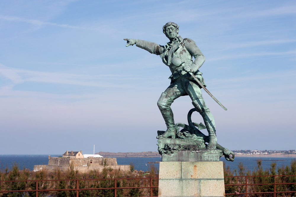 Saint-Mâlo - Surcouff e le Fort Naçiona - Wikimedia (Guillaume Piolle)