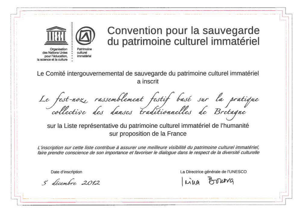 Le 05 décembre 2012, le fest-noz est inscrit sur la liste représentative du patrimoine culturel immatériel de l’Unesco.