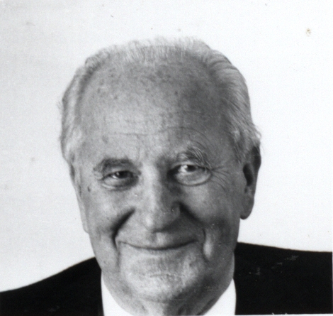 Gaston Defferre - Archives de l'Assemblée Nationale Gaston Defferre - Archives de l'Assemblée Nationale
