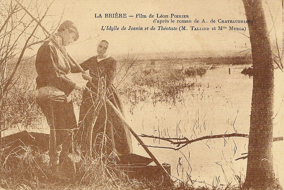 Poltred tennet eus ar film La Brière (1924). A-dreñv ar gartenn-bost, Briver an Arvor, aet diwar -wel Dastumad Hubert Chémereau.