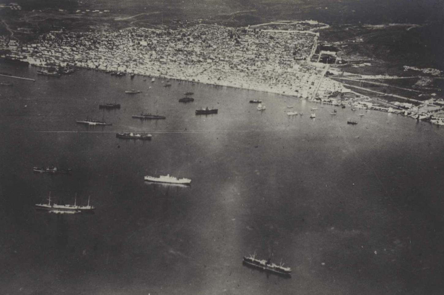 Vue de Salonique, novembre 1915. La Contemporaine: VAL 514/002.