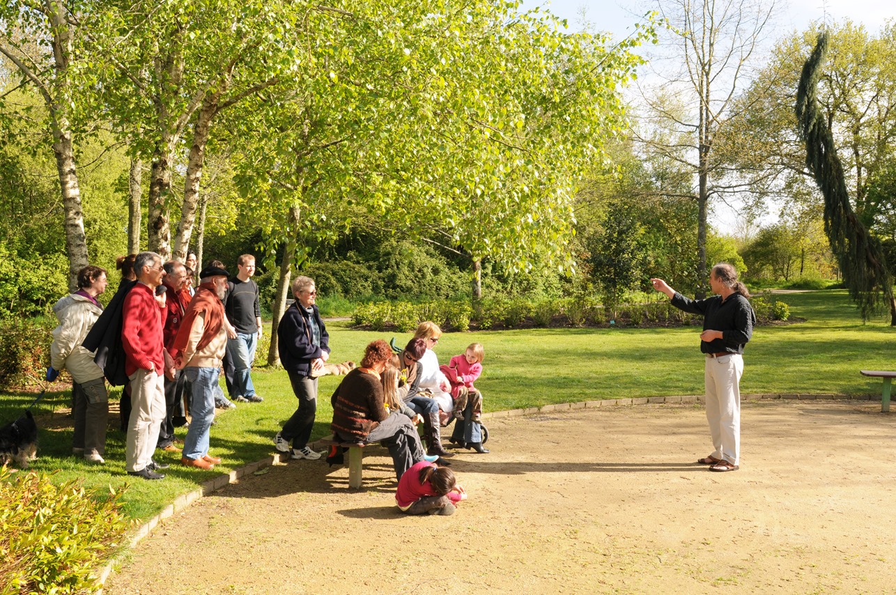 Les conteurs modernes ont pris la relève et permettent ainsi au public de découvrir une partie de la matière culturelle de Bretagne. Photo Rémy Cochen.